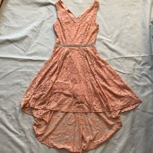 Muadress Sleeveless Hi-Lo Lace with rhinestone detail around the waist size M